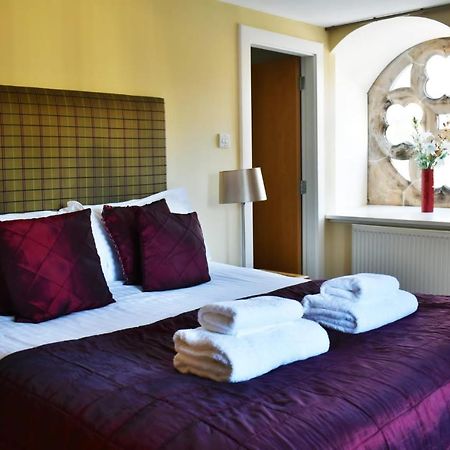 The Ross 2 Bedroom Apartment In Historic Abbey Fort Augustus Eksteriør billede