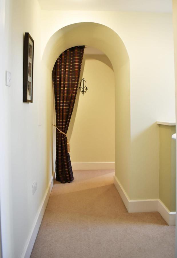 The Ross 2 Bedroom Apartment In Historic Abbey Fort Augustus Eksteriør billede